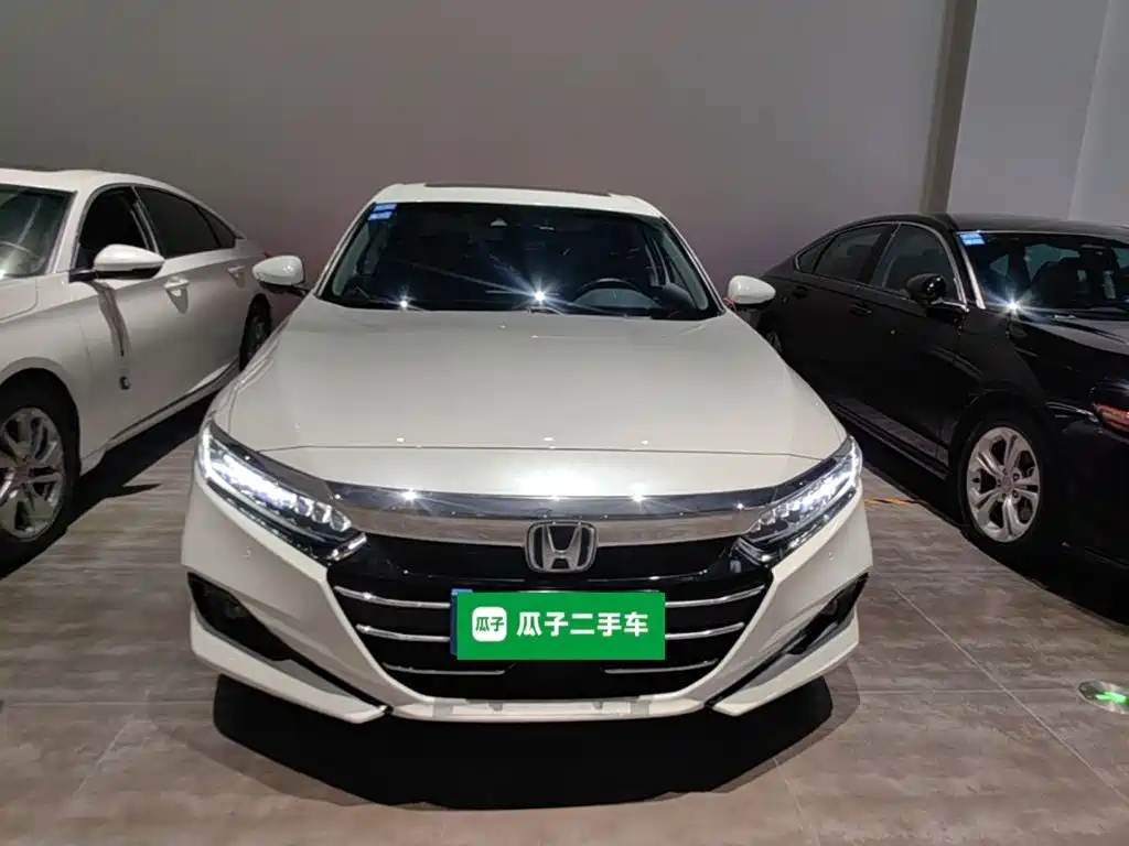 Honda Accord — фото 3