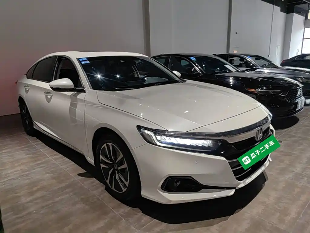 Honda Accord — фото 4