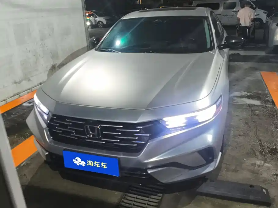Honda Accord — фото 2