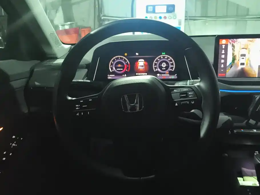 Honda Accord — фото 15
