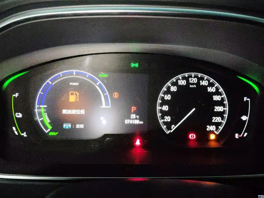 Honda Odyssey — фото 14