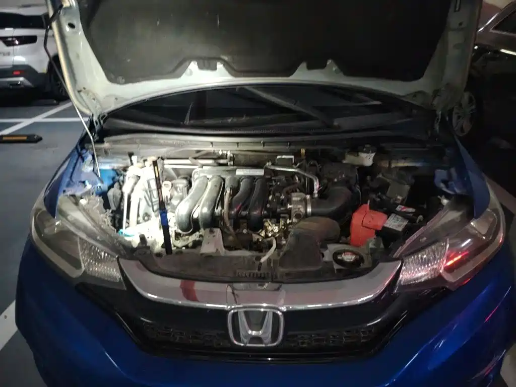 Honda Fit — фото 11