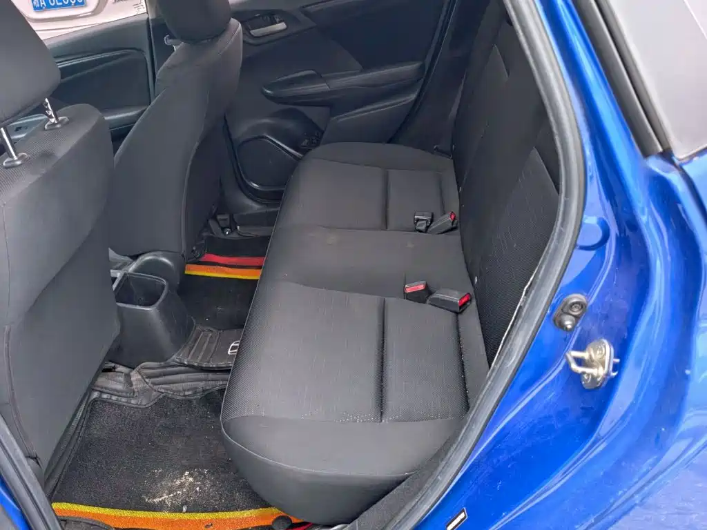 Honda Fit — фото 14