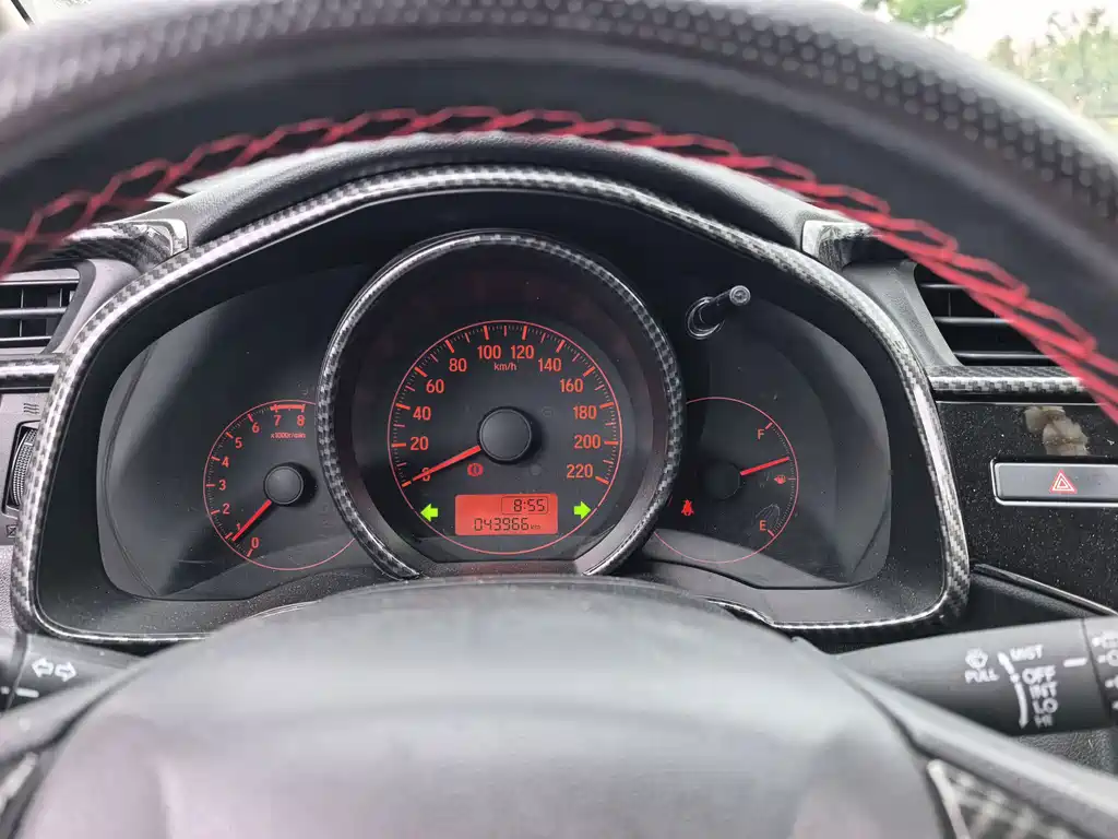 Honda Fit — фото 6