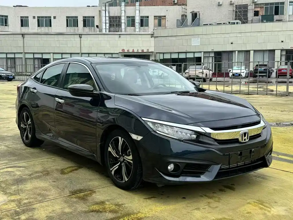 Honda Civic — фото 3