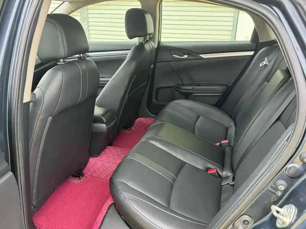 Honda Civic — фото 4