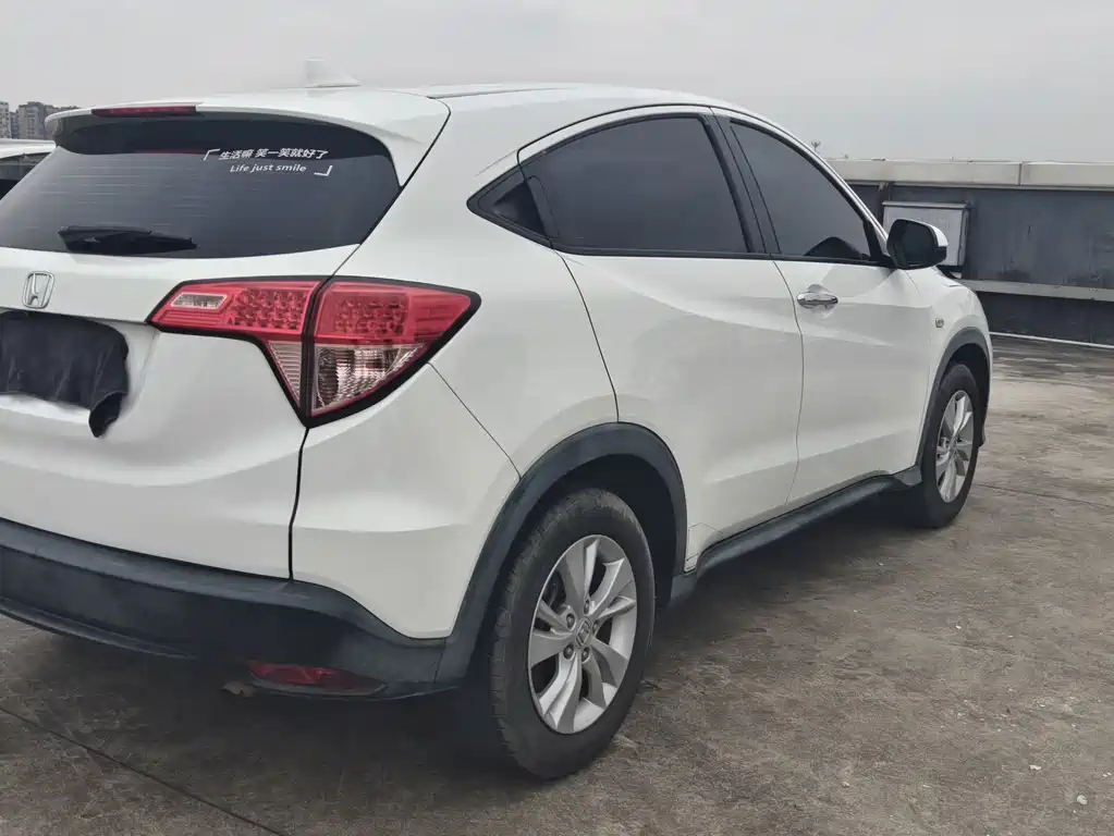Honda Vezel — фото 10