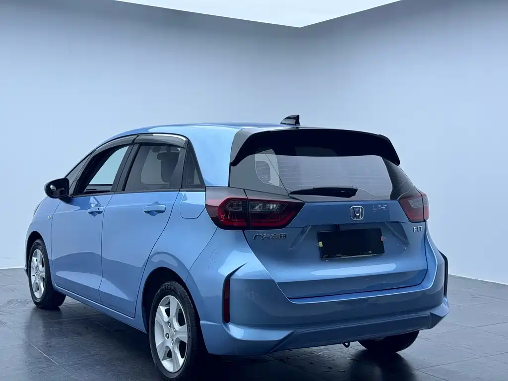 Honda Fit — фото 4