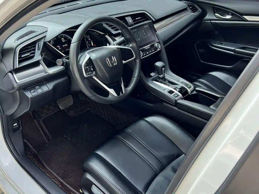 Honda Civic — фото 4