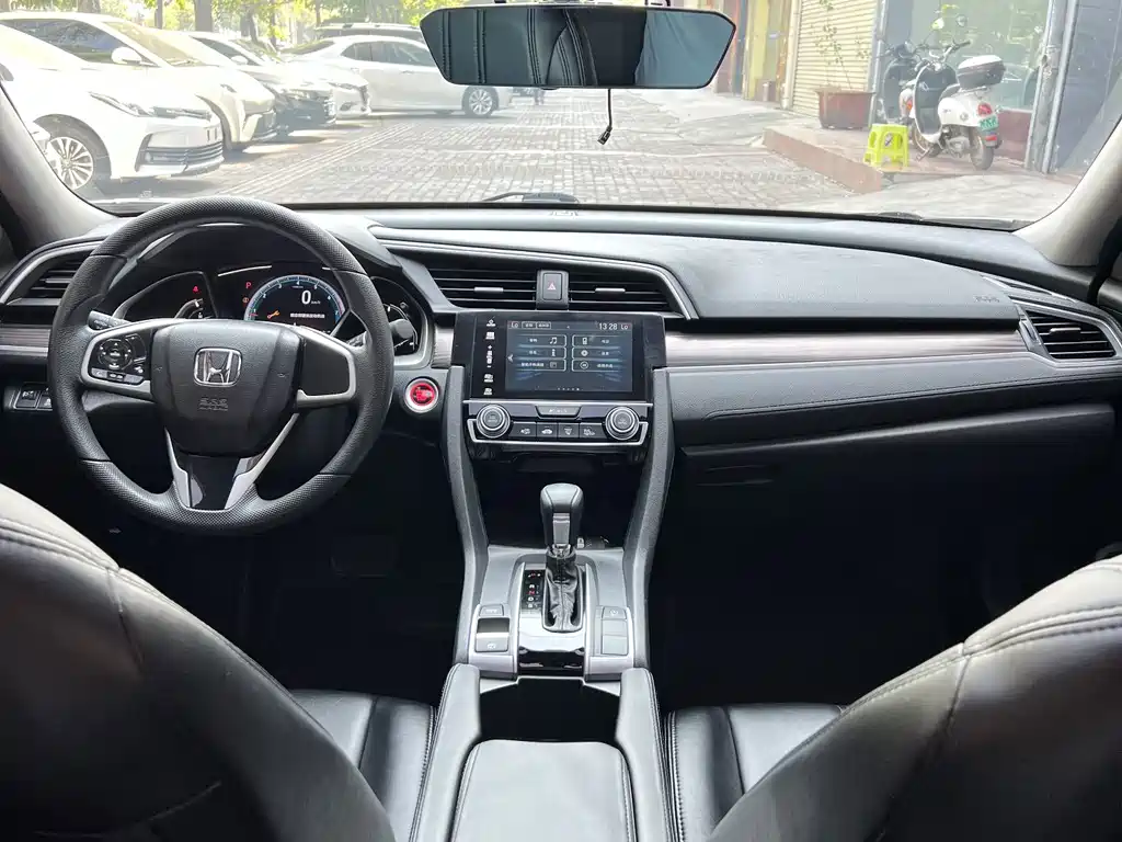 Honda Civic — фото 5