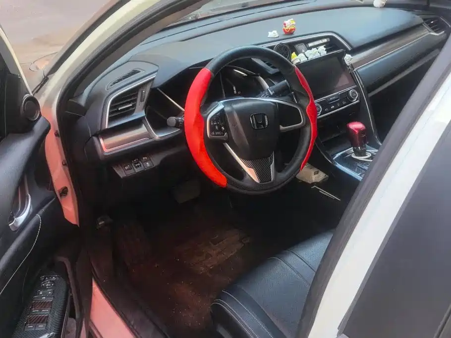 Honda Civic — фото 9
