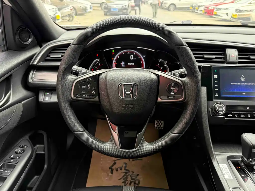 Honda Civic — фото 11