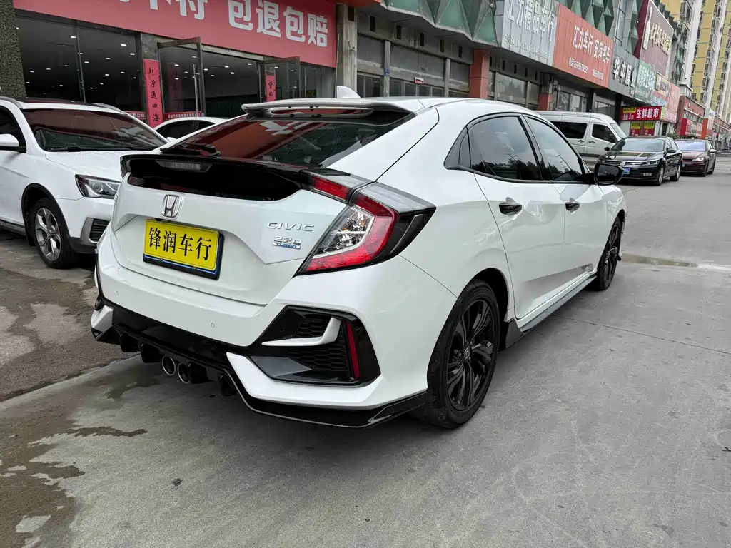 Honda Civic — фото 7