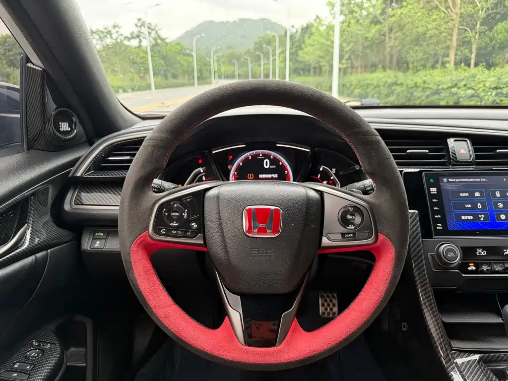 Honda Civic — фото 10