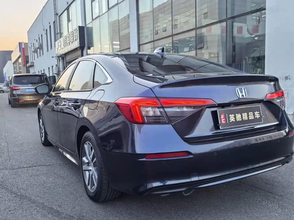 Honda Civic — фото 6