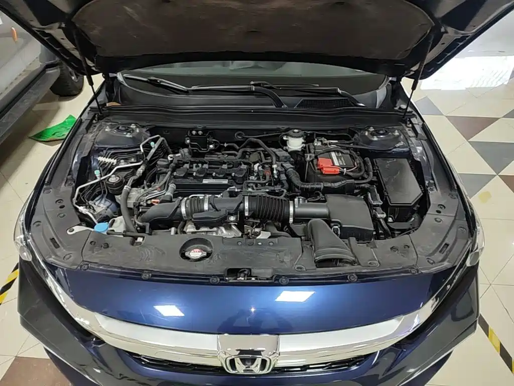Honda Inspire — фото 20