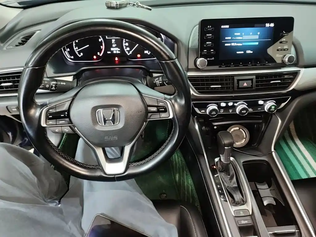 Honda Inspire — фото 10