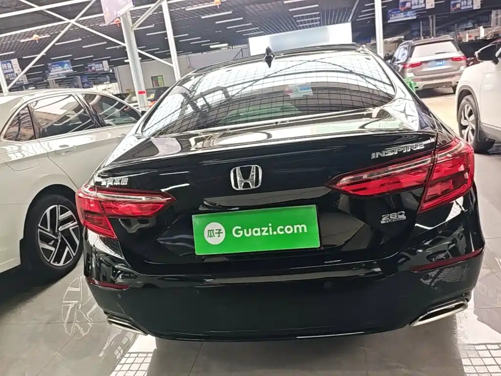 Honda Inspire — фото 6