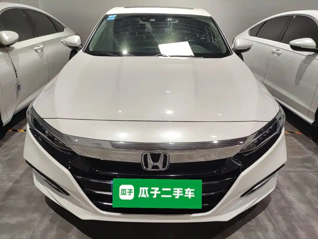Honda Accord — фото 3