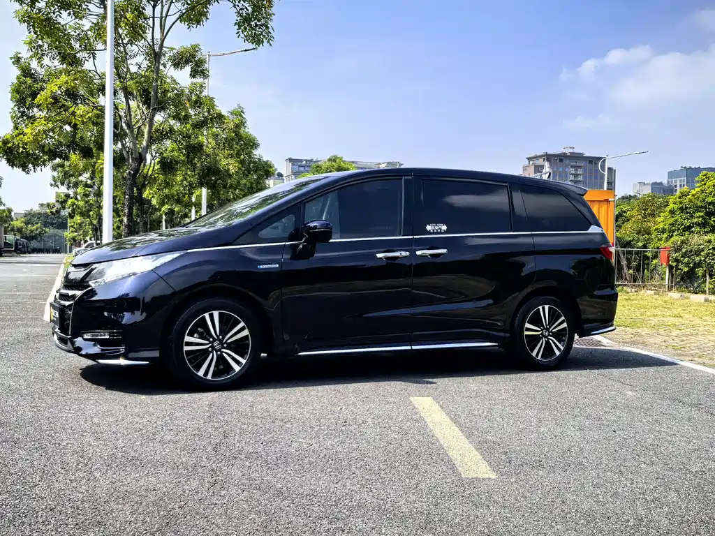 Honda Odyssey — фото 3