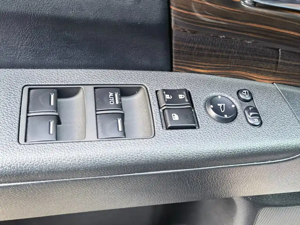 Honda Odyssey — фото 24
