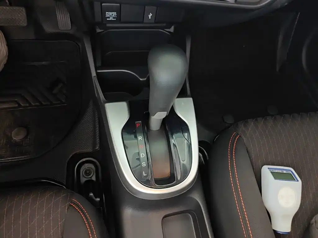 Honda Fit — фото 14