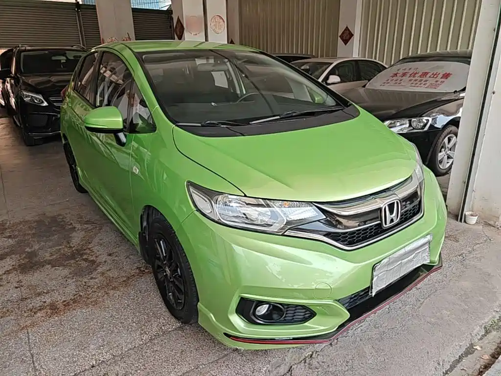 Honda Fit — фото 4