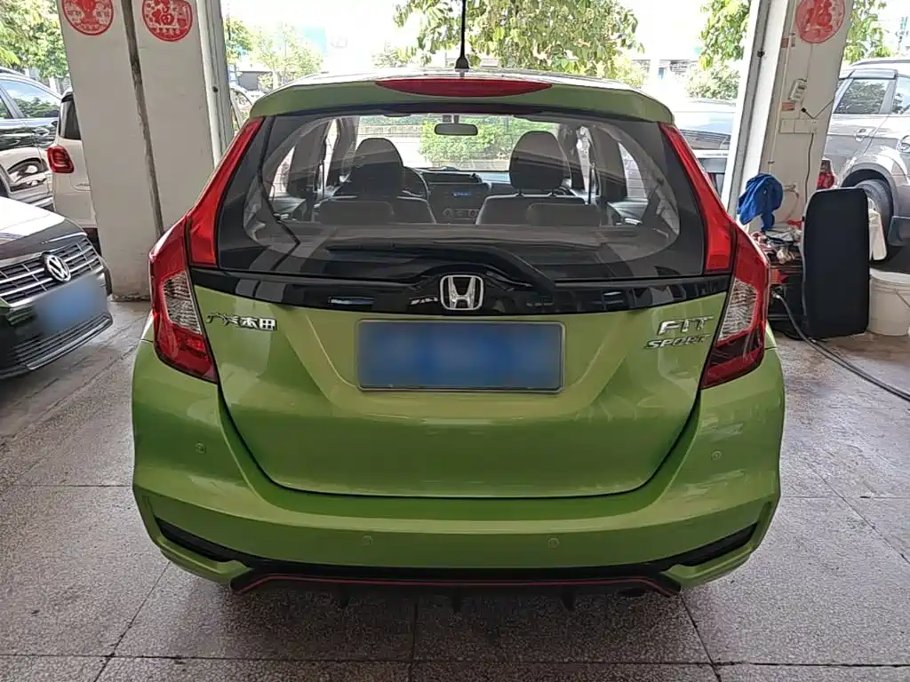 Honda Fit — фото 6