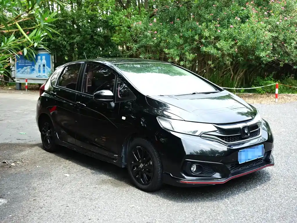Honda Fit — фото 3