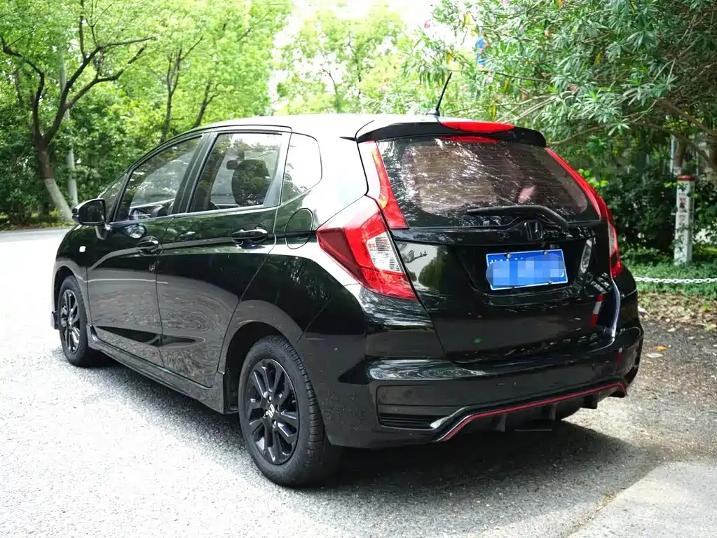 Honda Fit — фото 5