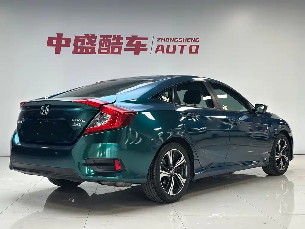 Honda Civic — фото 21