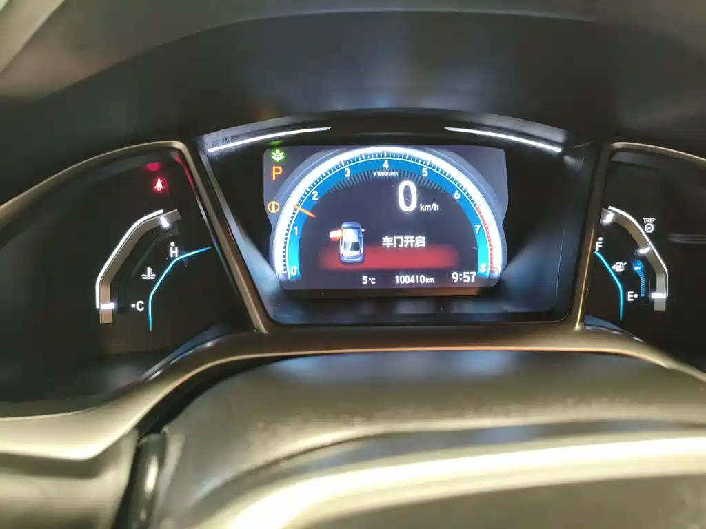 Honda Civic — фото 8