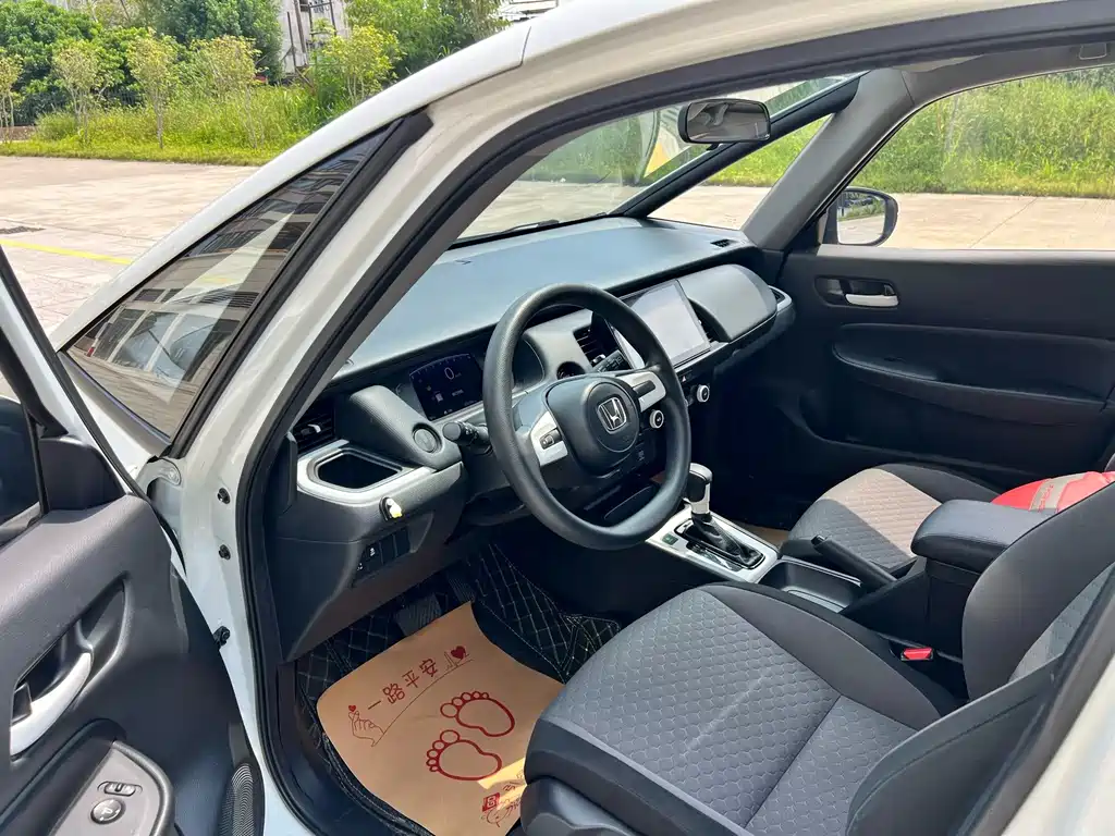 Honda Fit — фото 4
