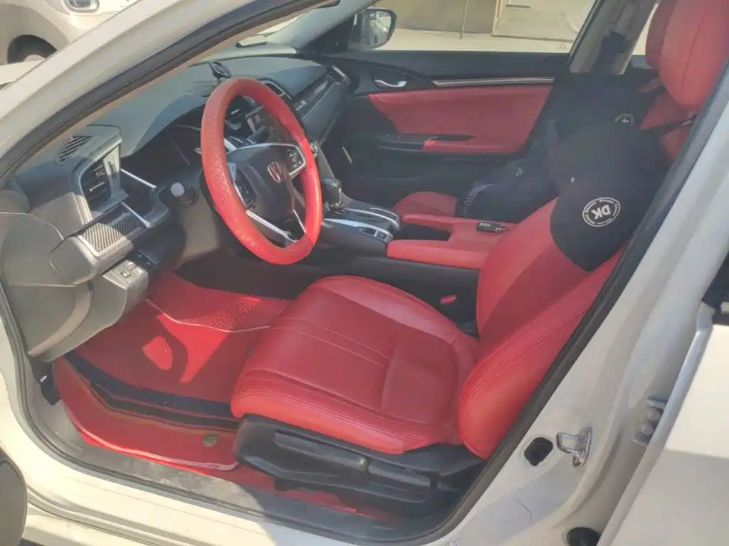 Honda Civic — фото 11