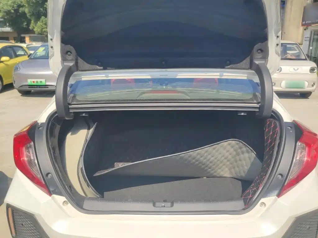 Honda Civic — фото 15
