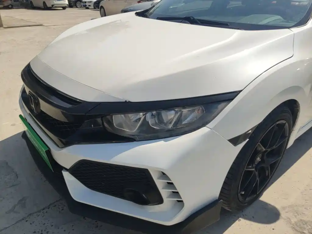 Honda Civic — фото 18