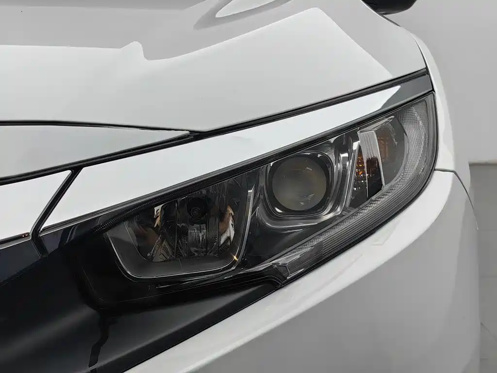 Honda Civic — фото 7