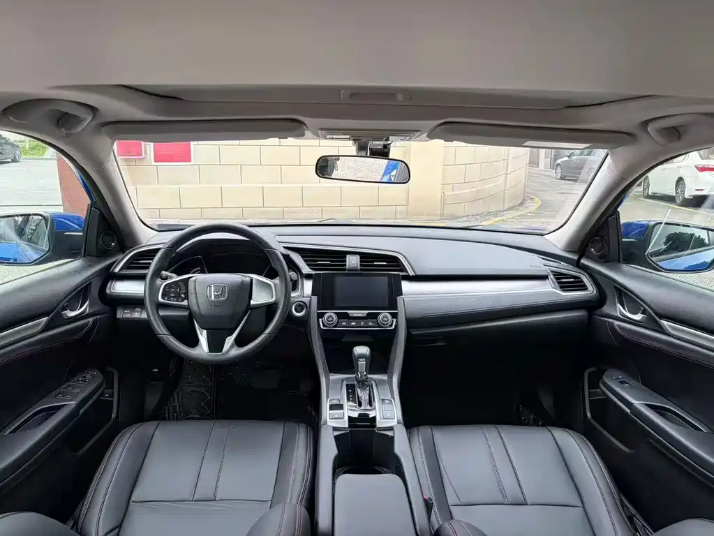 Honda Civic — фото 9