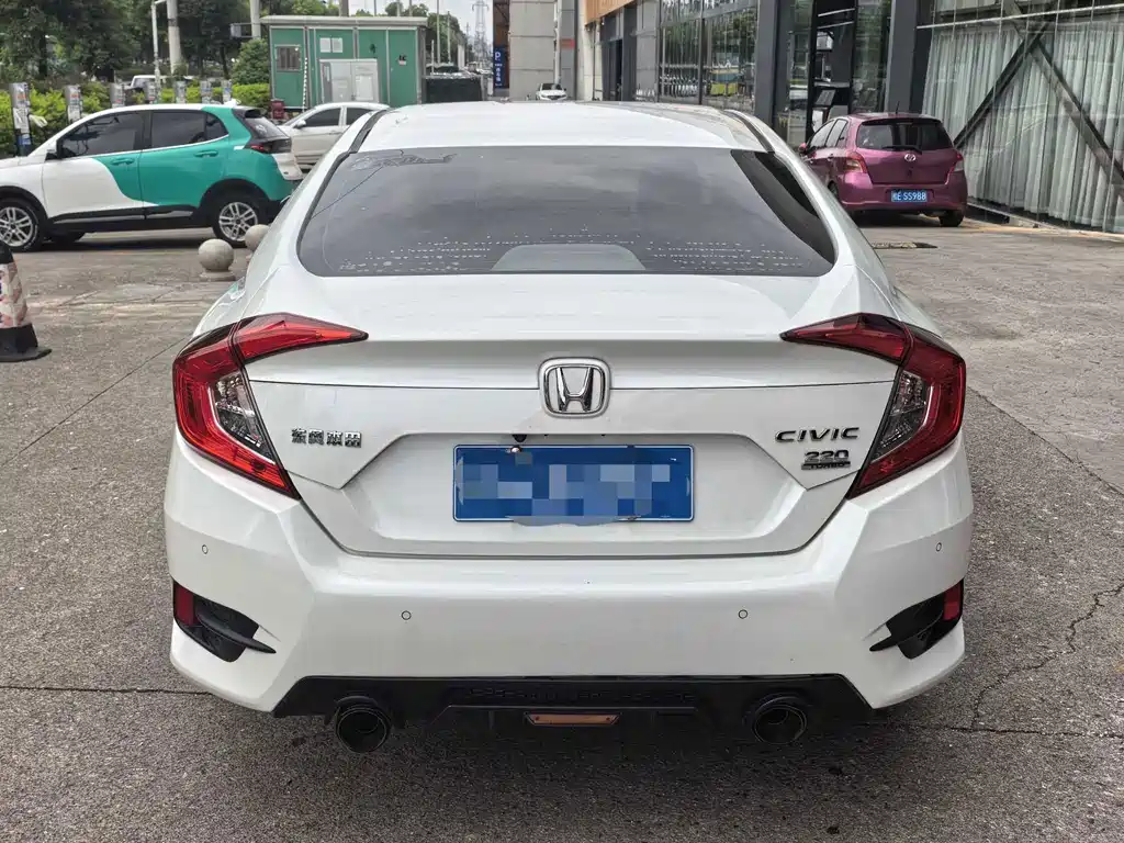 Honda Civic — фото 4