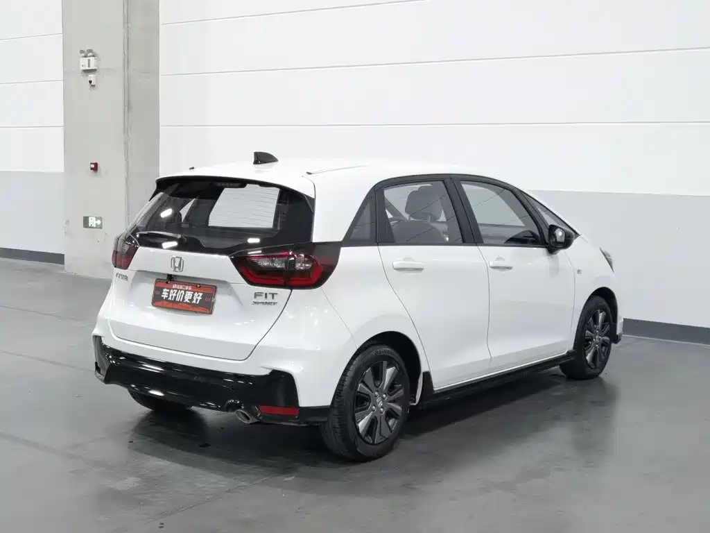 Honda Fit — фото 2