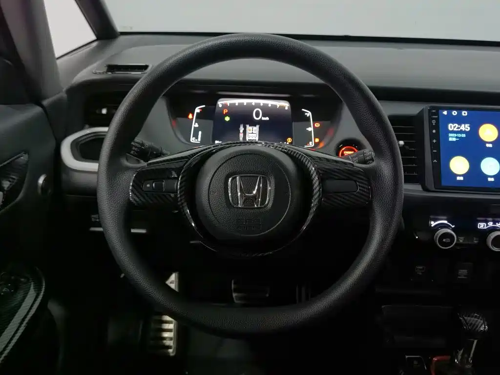 Honda Fit — фото 11