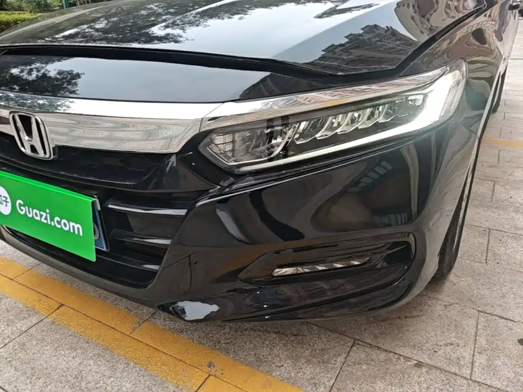 Honda Accord — фото 24