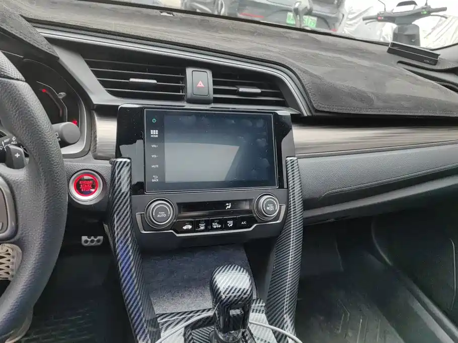 Honda Civic — фото 13