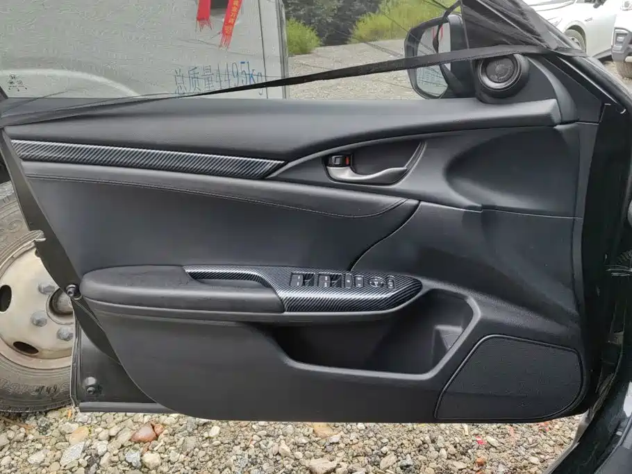 Honda Civic — фото 7
