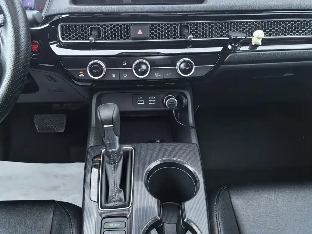 Honda Civic — фото 11