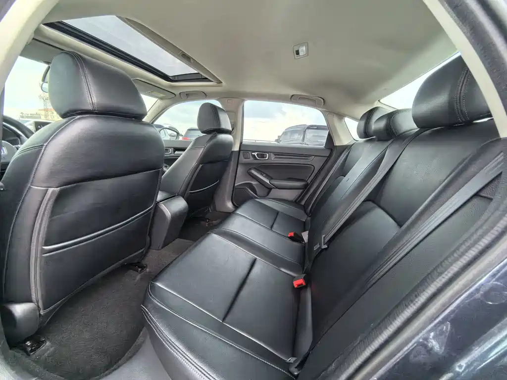 Honda Civic — фото 8