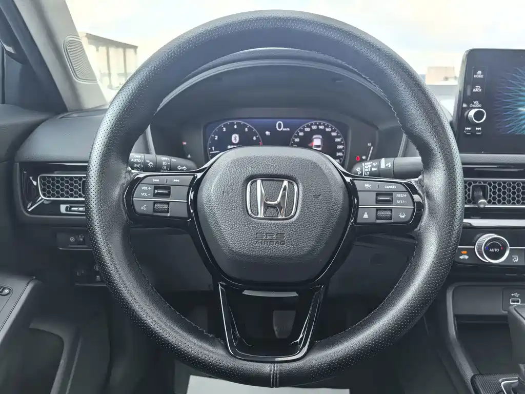 Honda Civic — фото 10