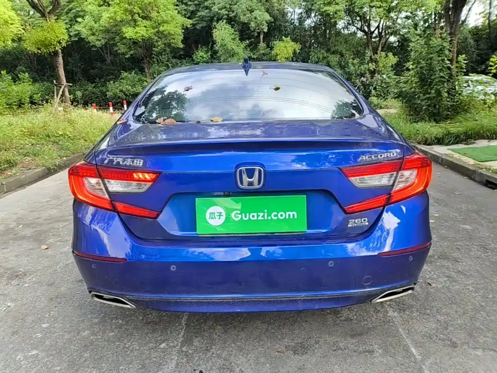 Honda Accord — фото 6