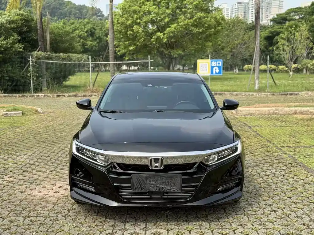 Honda Accord — фото 2