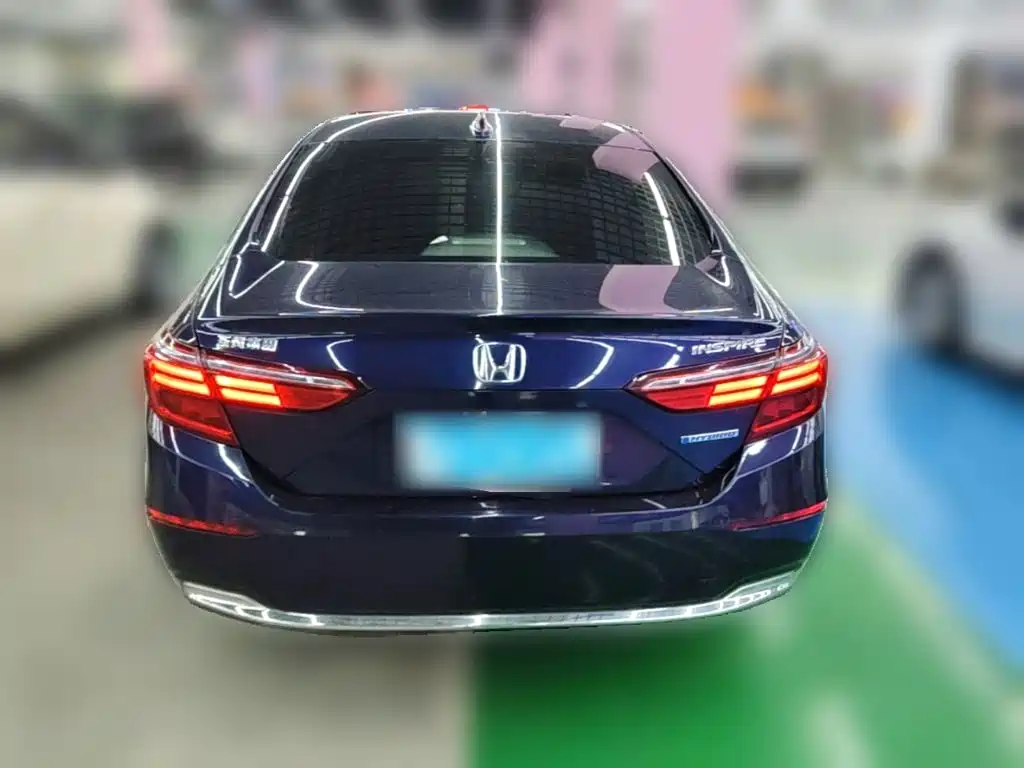 Honda Inspire — фото 8